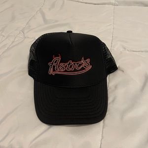 Mens Astros Trucker Hats